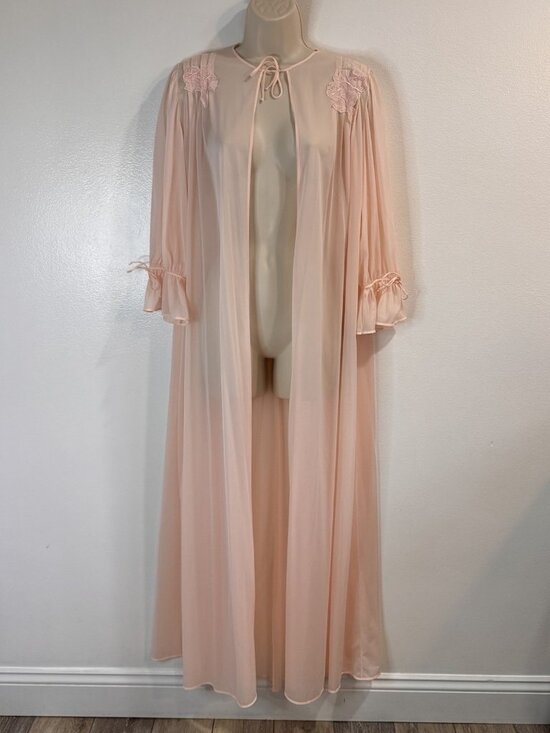 Vintage 1950s 1960s Peignor Robe Nightgown M Pink Chiffon Floral Pleated Pearls - Picture 1 of 9